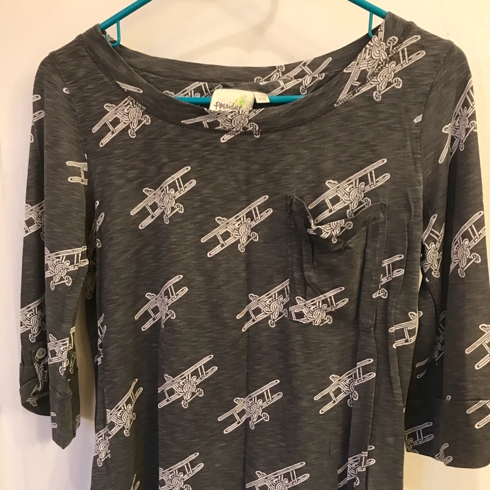 3/4 sleeve shirt